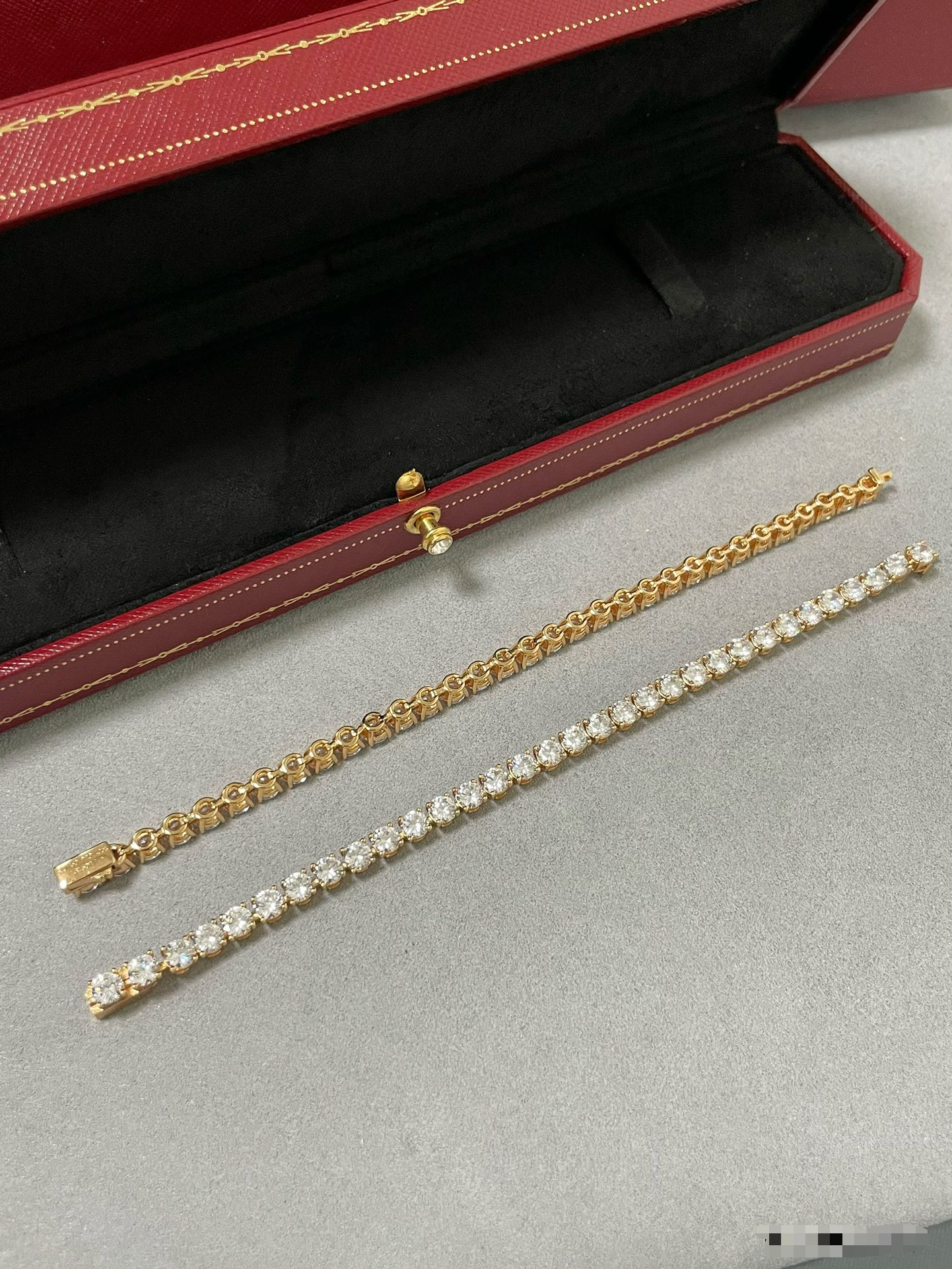 [Mystic]TENNIS BRACELET WITH FULL DIAMOND SETTING
