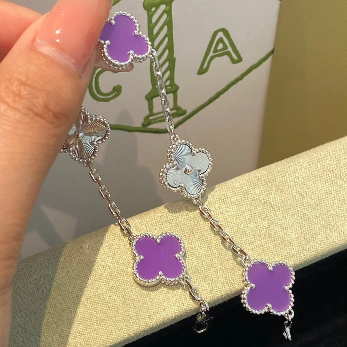 [Mystic-new] CLOVER 5 MOTIF VIOLET BRACELET COLLECTION