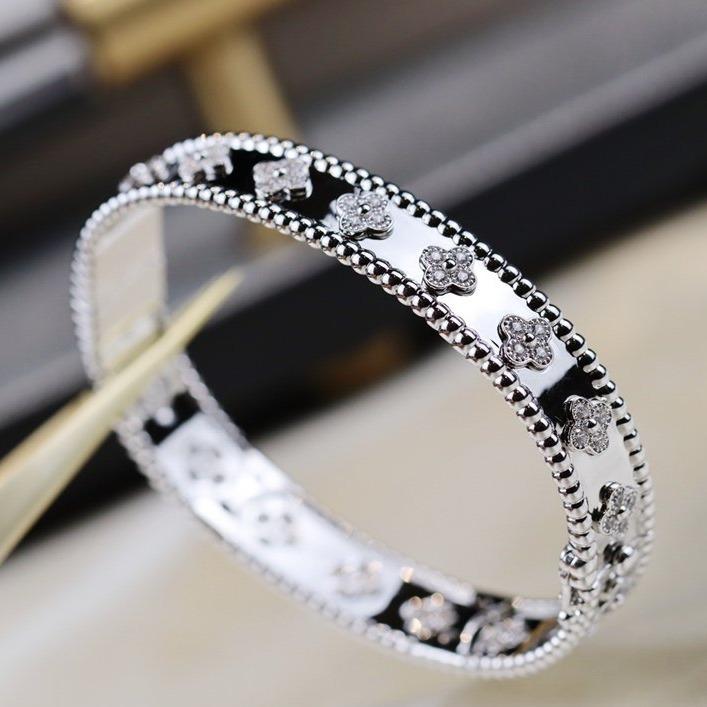 [Mystic]CLOVER BRACELET 8MM DIAMONDS