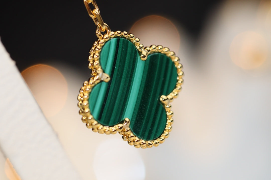 [Mystic]CLOVER EARRINGS GOLD MALACHITE DIAMOND 3 MOTIF