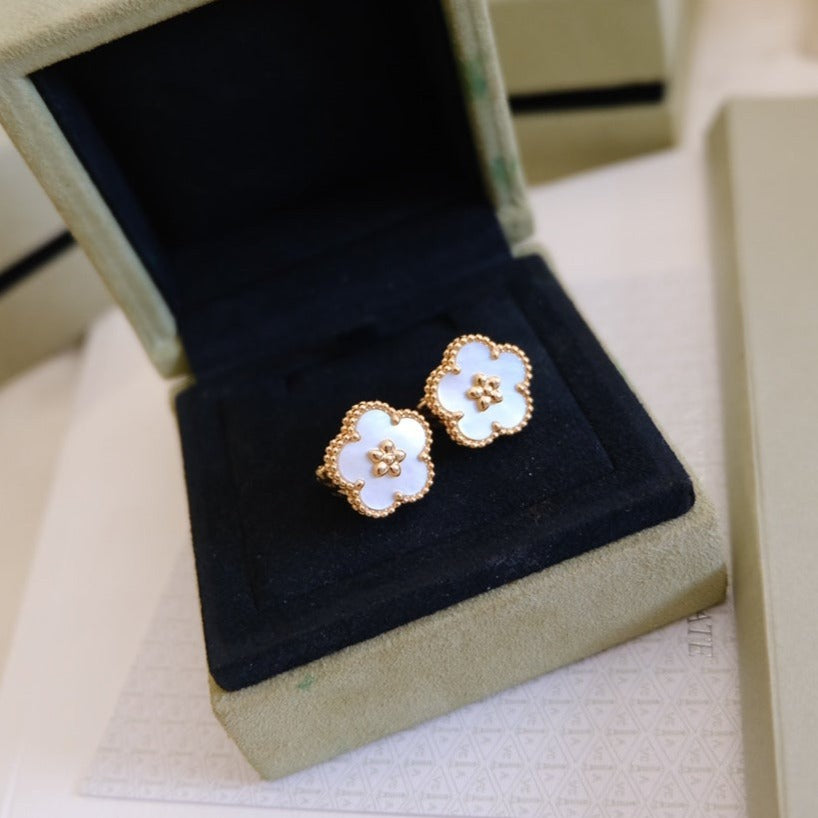 [Mystic]LUCKY PINK GOLD WHITE MOP EARRINGS