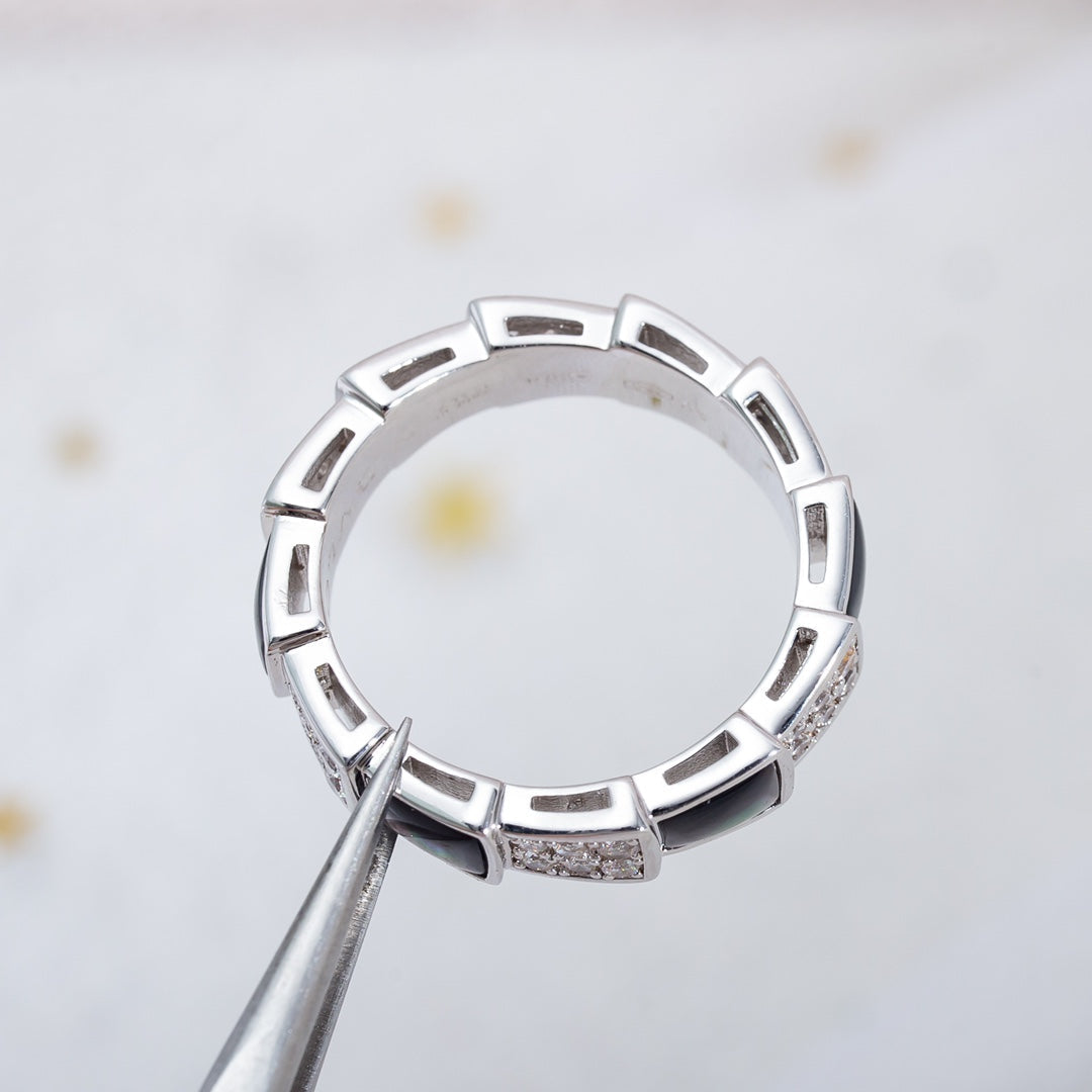 [ミスティック]セルペンティ リング シルバー ダイヤモンド ブラック モップ 4mm