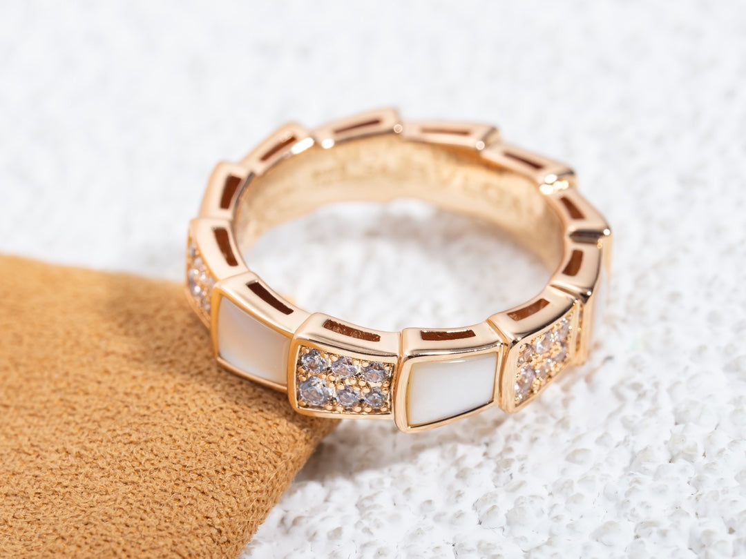 [Mystic]SERPENTI RING PINK GOLD MOP DIAMOND PAVED 4MM