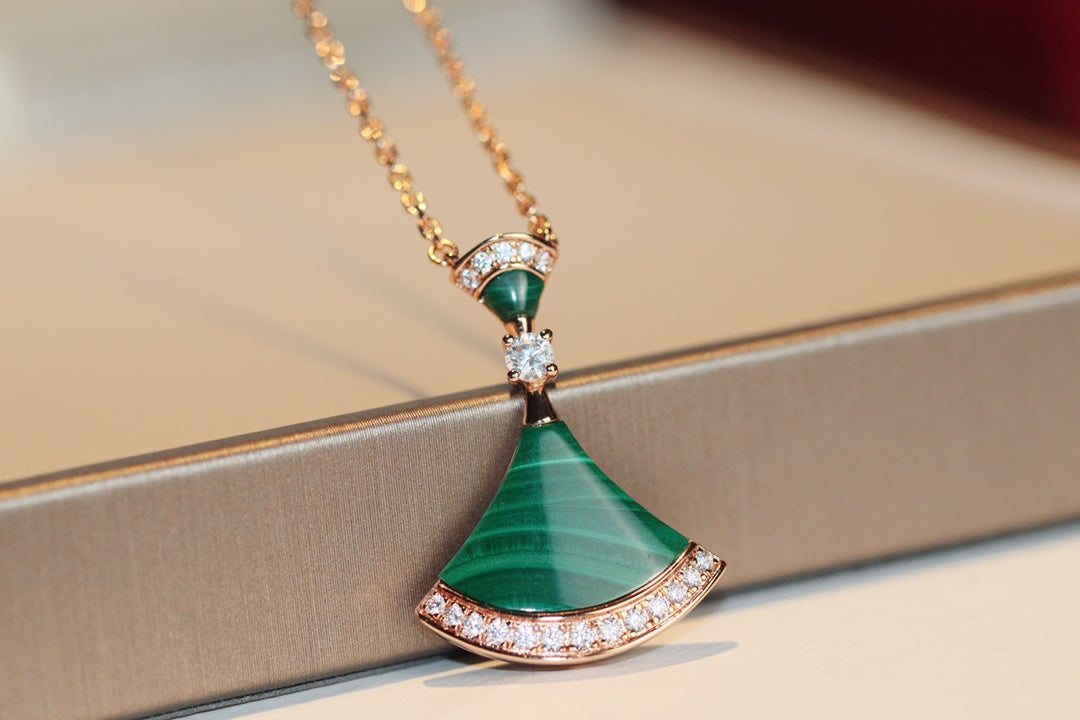 [Mystic]DREAM NECKLACE MALACHITE DIAMOND