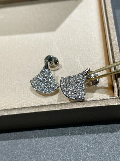 [Mystic]DREAM STUD EARRINGS DIAMOND
