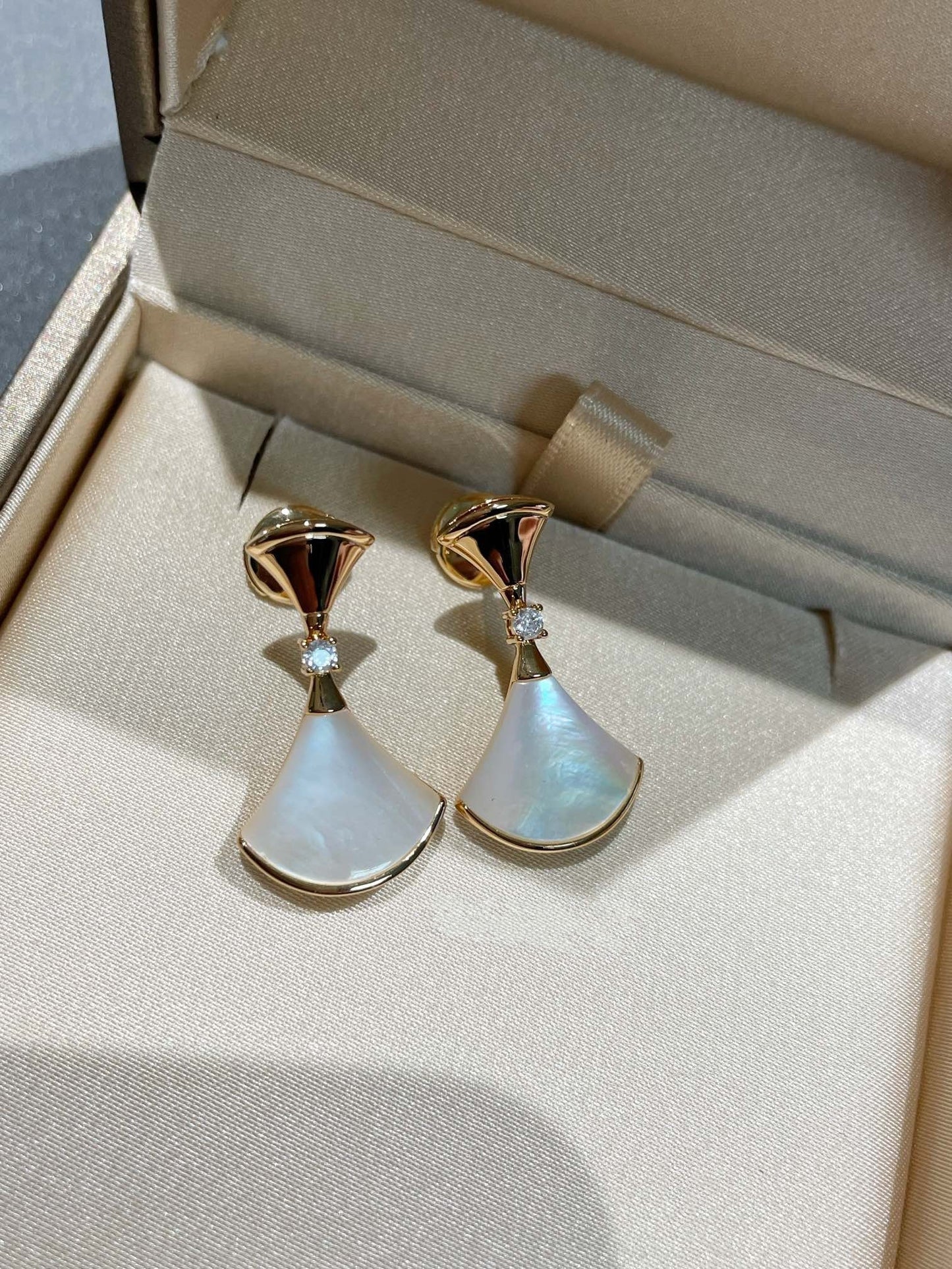 [Mystic]DREAM MOP 1 DIAMOND EARRINGS