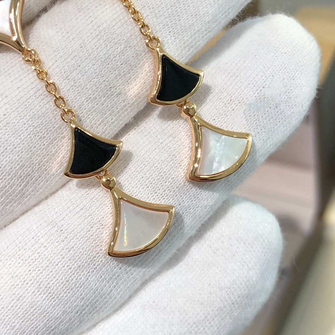[Mystic]DREAM EARRINGS 3 MOTIFS ONYX MOP PINK GOLD