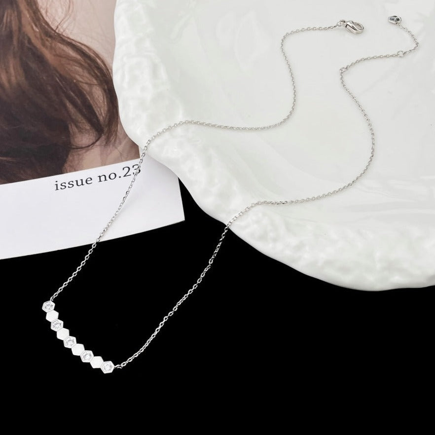 [Mystic]BEE MY LOVE DIAMOND NECKLACE