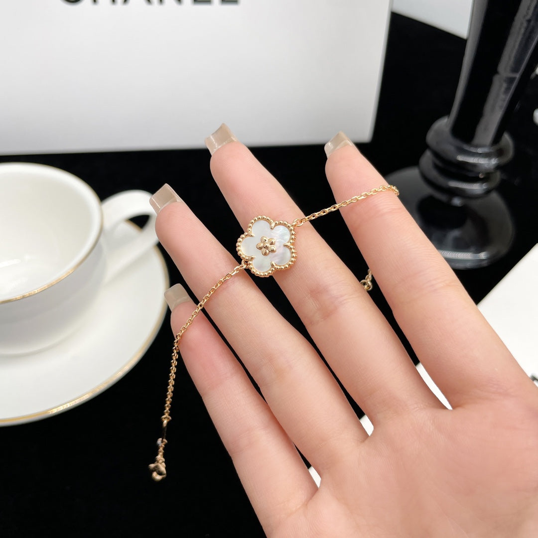 [Mystic]LUCKY SPRING ROSE GOLD MOP BRACELET