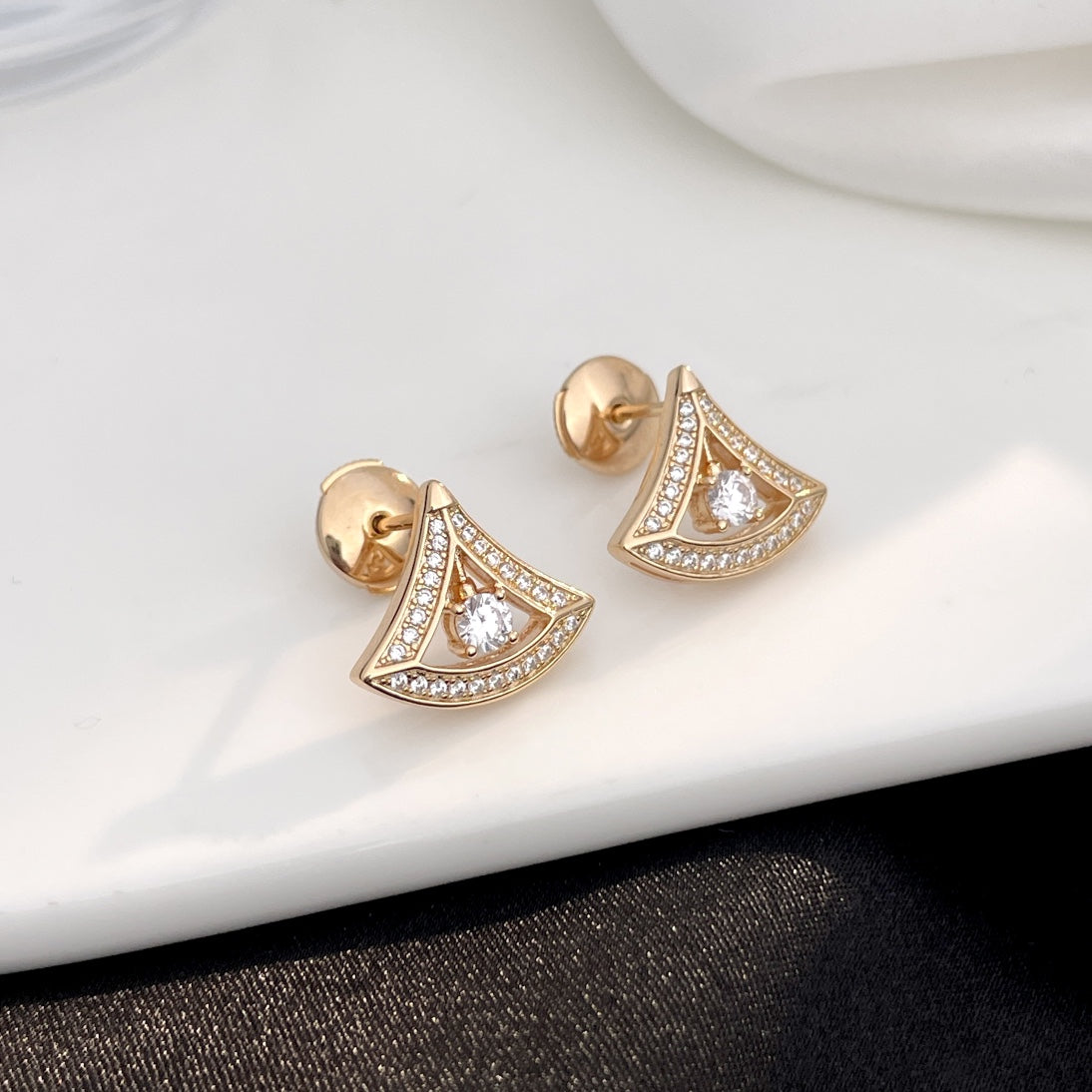 [Mystic]DREAM MINI DIAMOND STUD EARRINGS