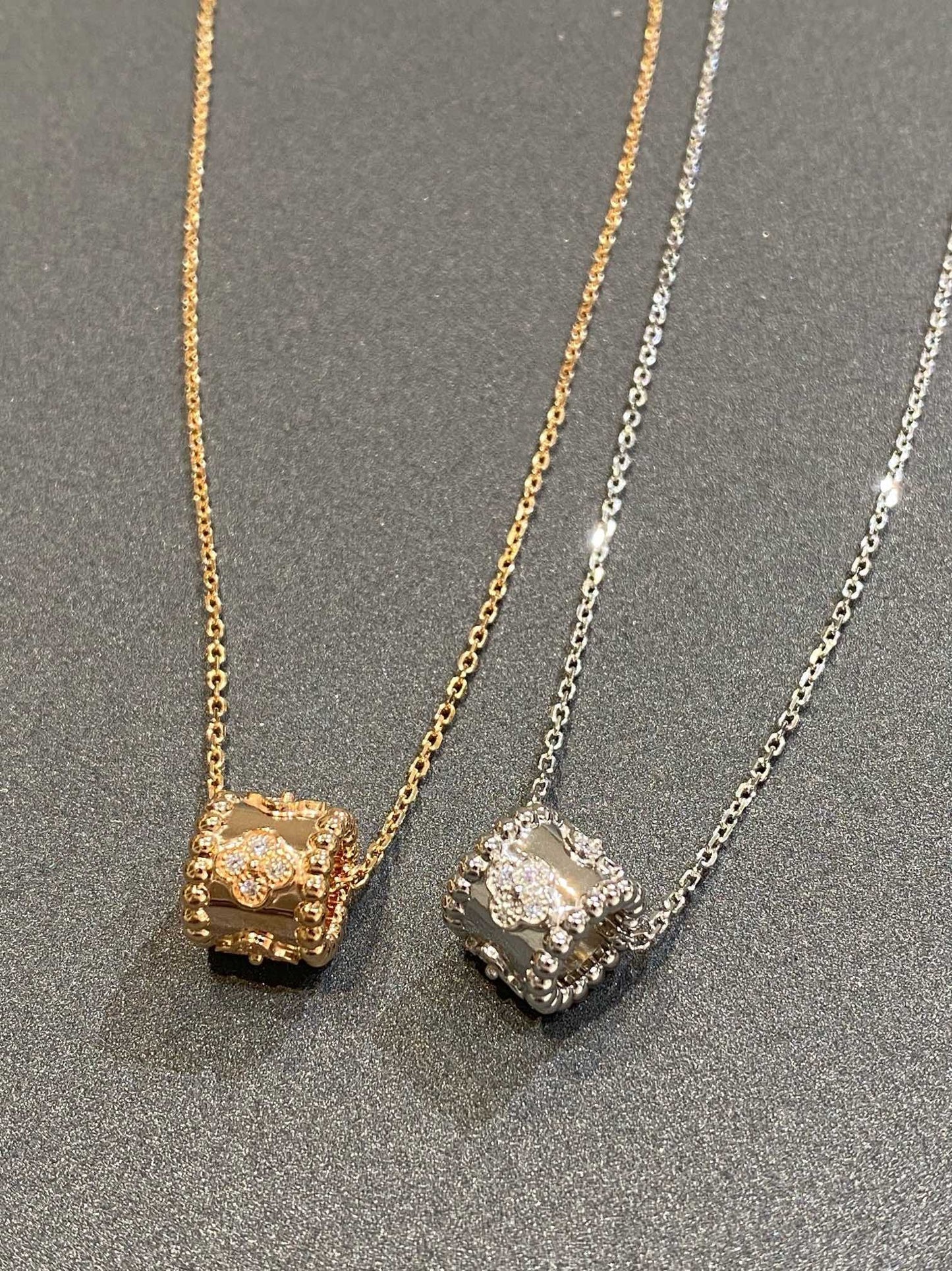 [Mystic]PERLEE PEDANT SIVLER DIAMOND NECKLACE