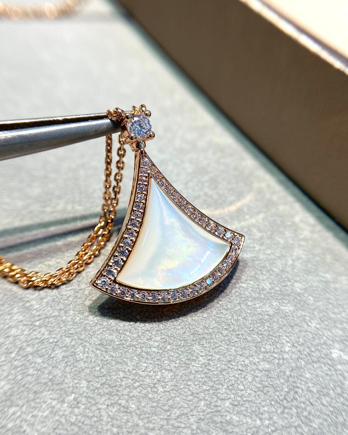 [Mystic]DREAM MOP DIAMOND PAVED PINK GOLD NECKLACE
