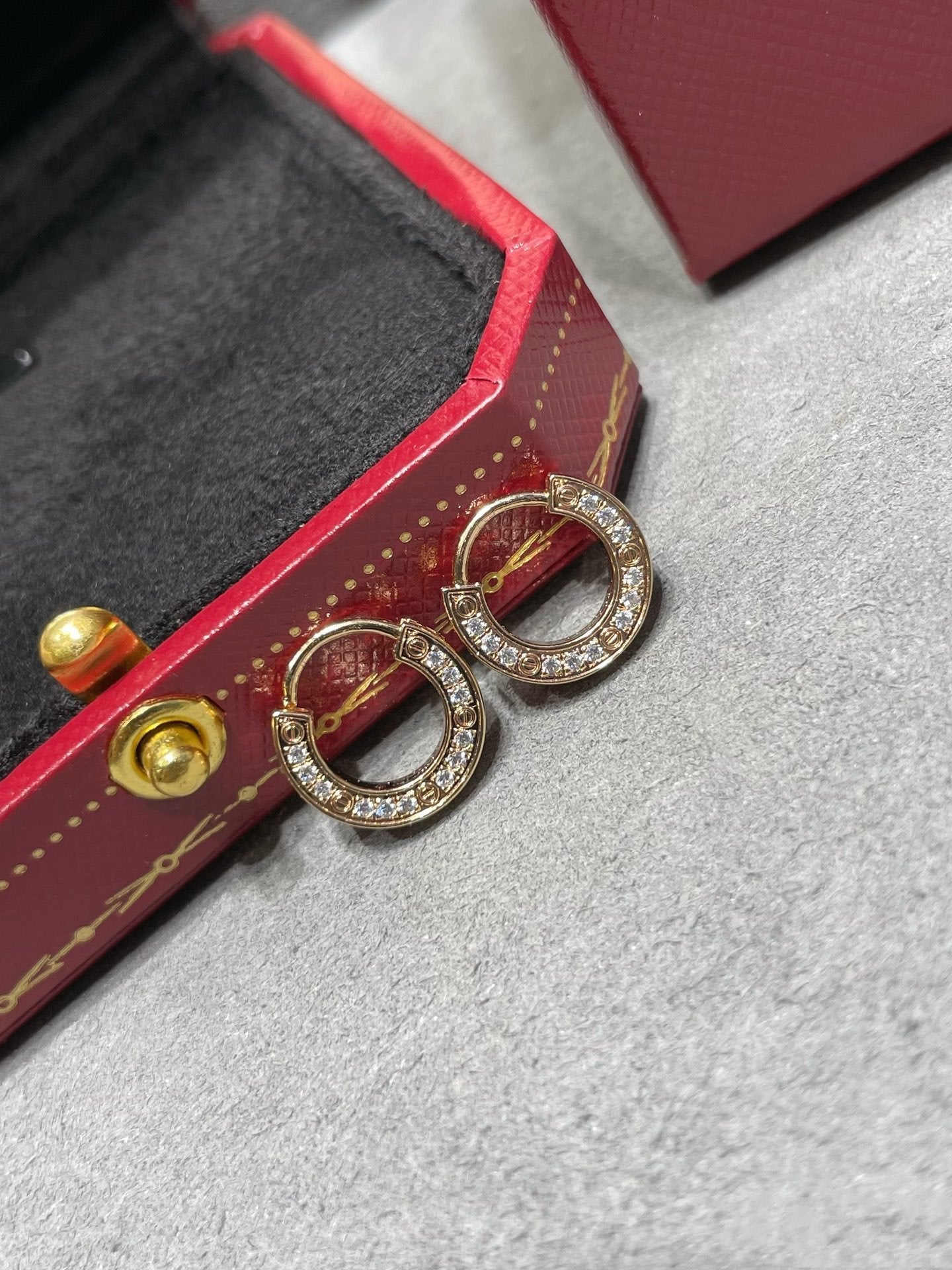 [Mystic]LOVE DIAMOND EARRINGS