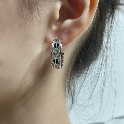 [Mystic]LOVE CERAMIC DIAMOND PAVED SILVER EARRINGS
