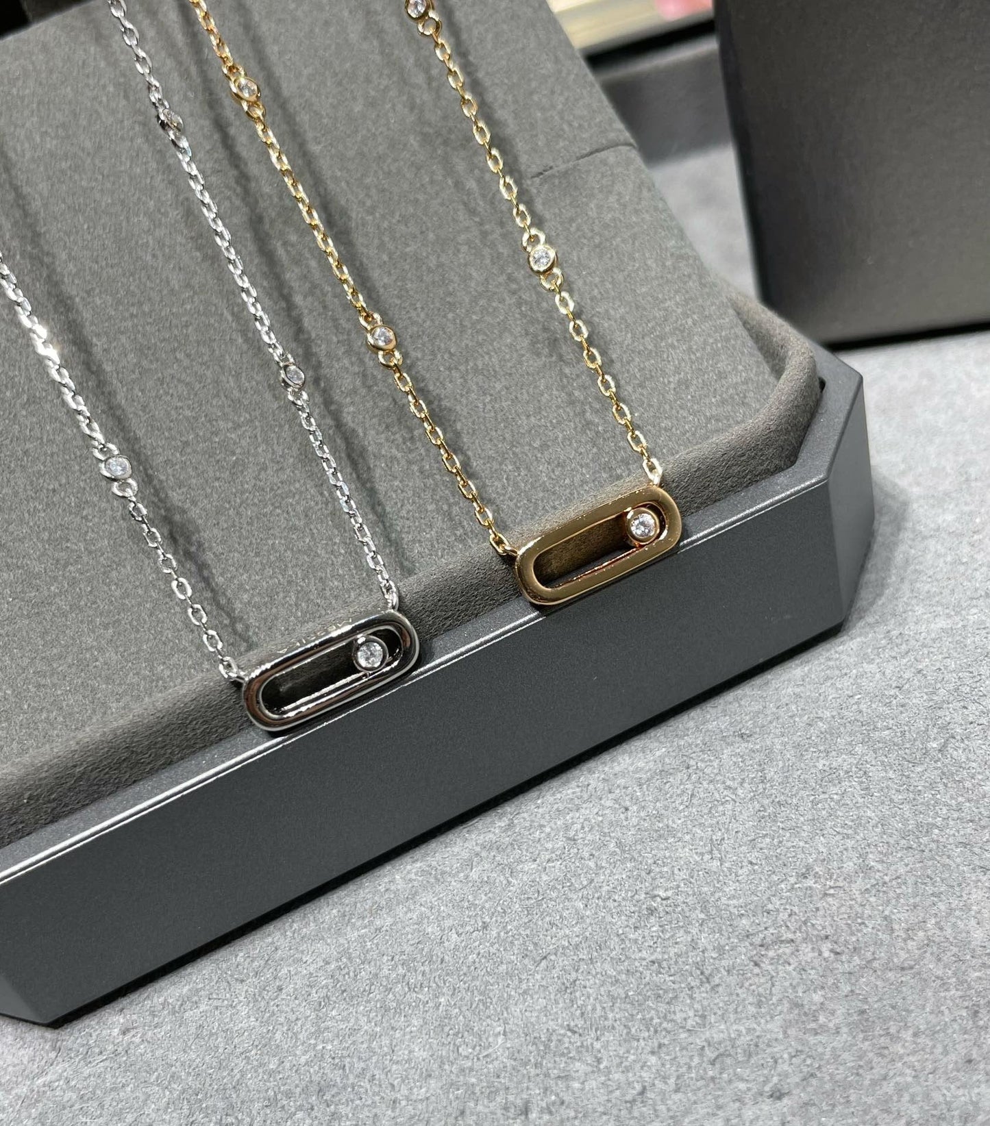 [Mystic JURI]MOVE UNO DIAMOND NECKLACE