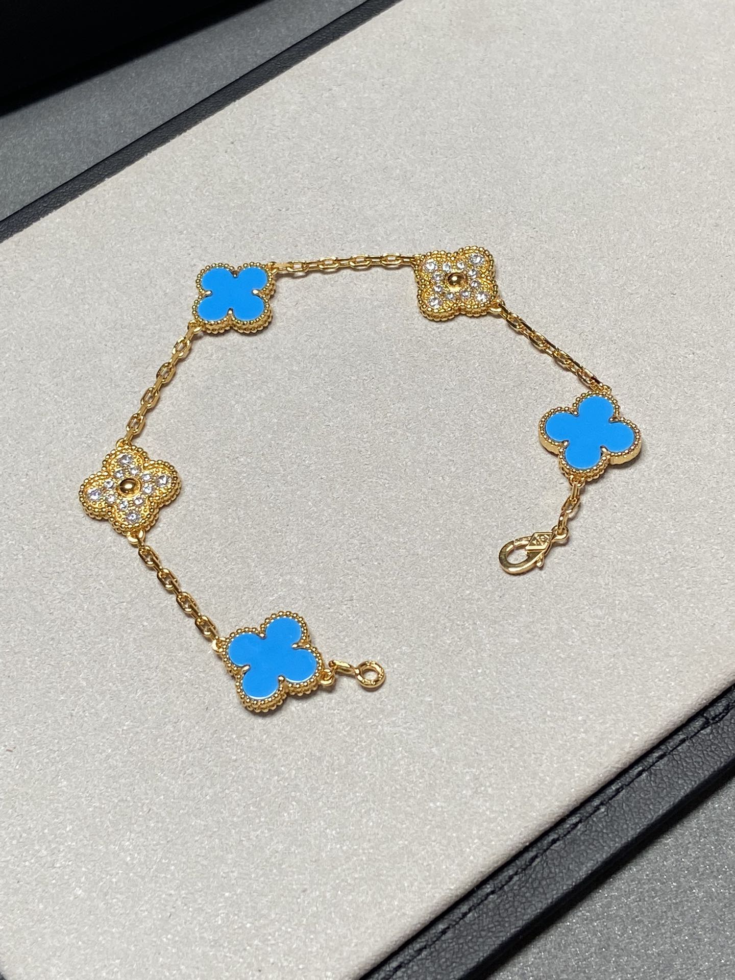 [Mystic]CLOVER 5 MOTIF BLUE CHALCEDONY DIAMOND GOLD BRACELET