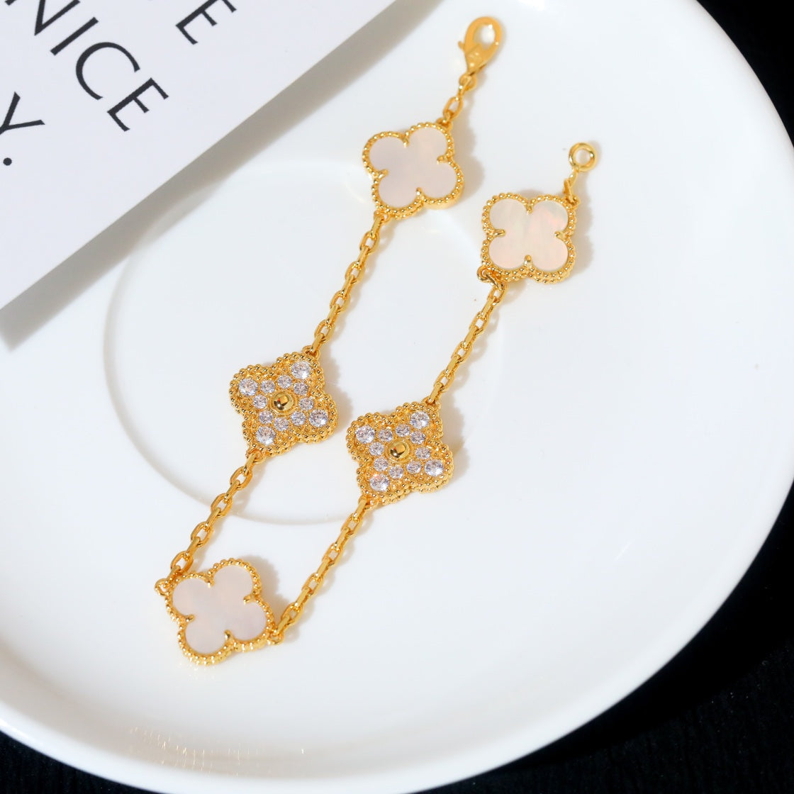 [Mystic]CLOVER BRACELET 5 MOTIF WHITE MOP DIAMOND