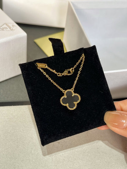 [Mystic]CLOVER ROCK CRYSTAL ROSE GOLD NECKLACE