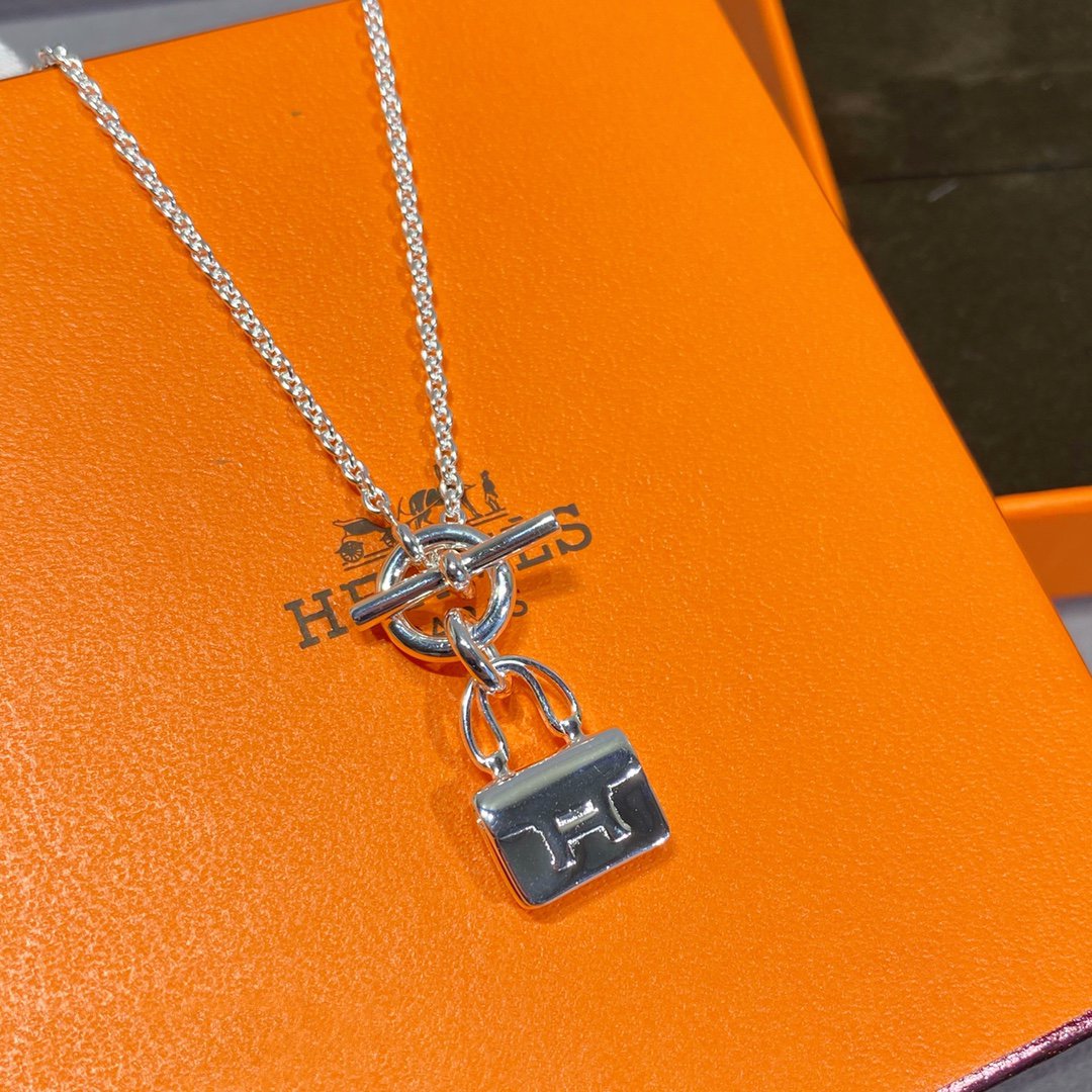 [Mystic]CONSTANCE PEDANT SILVER NECKLACE