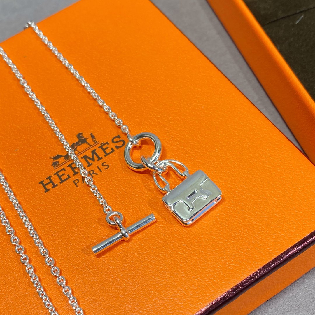 [Mystic]CONSTANCE PEDANT SILVER NECKLACE