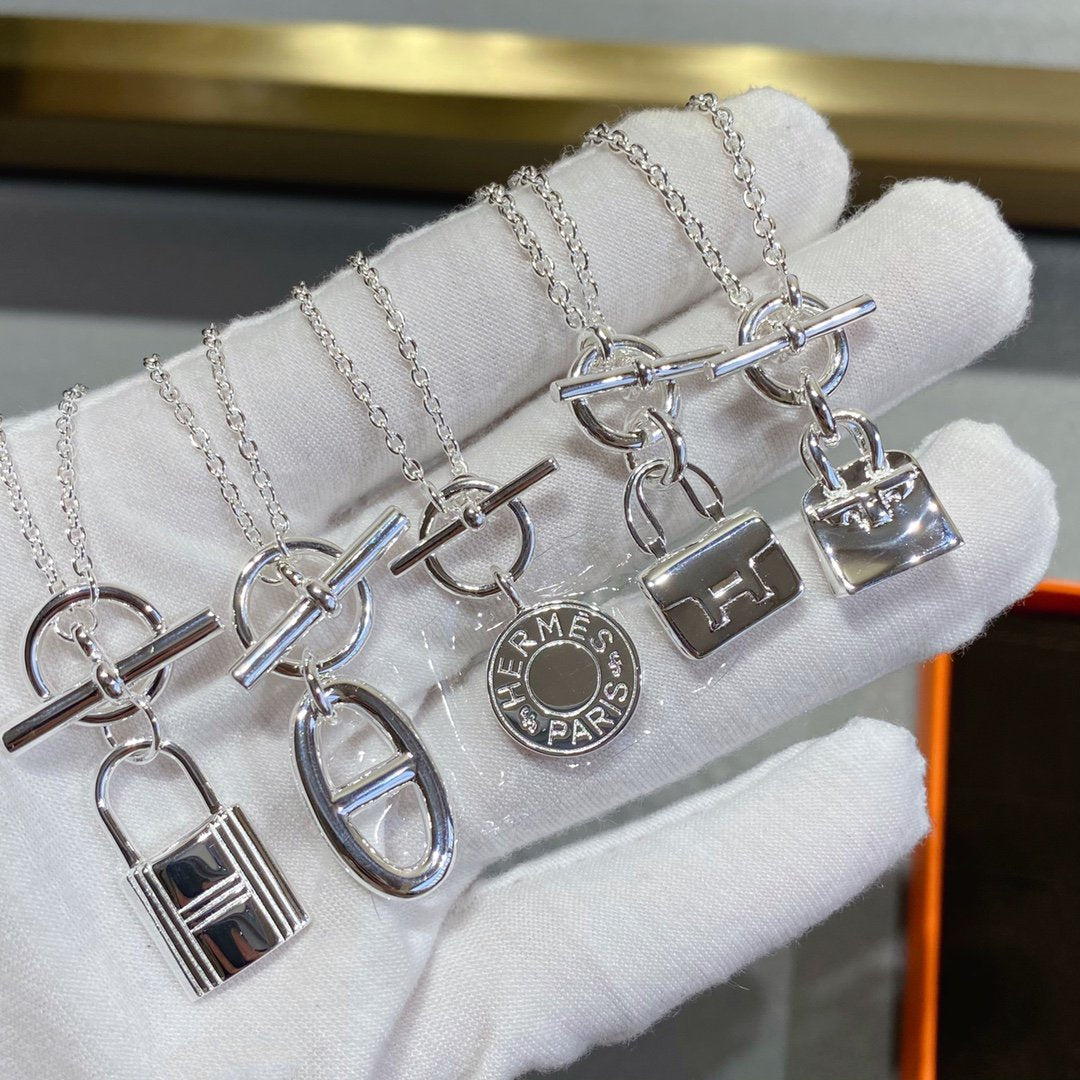 [Mystic]CONSTANCE PEDANT SILVER NECKLACE