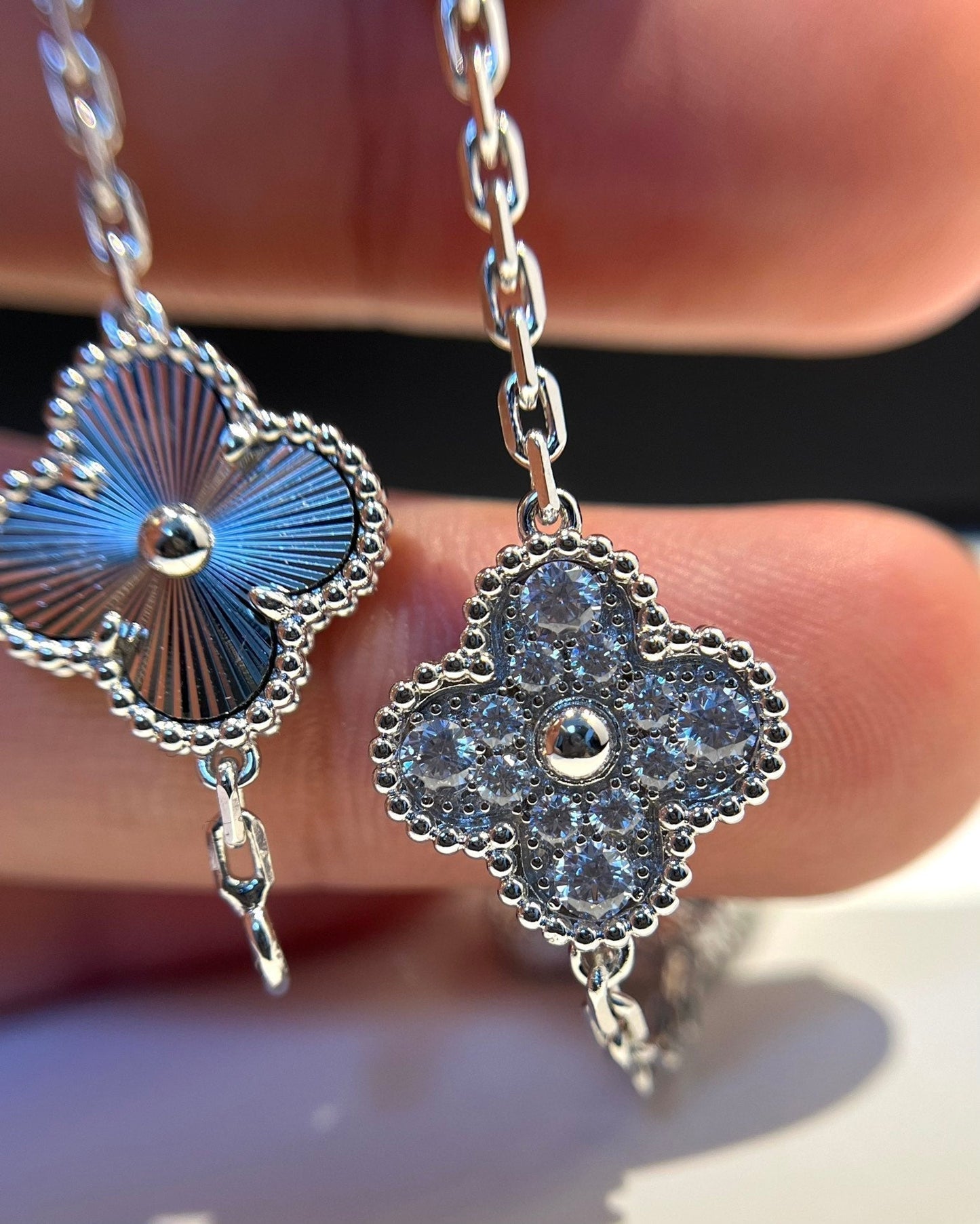 [Mystic-new] CLOVER 5 MOTIF LASER BRACELET COLLECTION