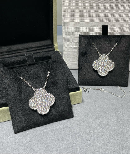[Mystic]CLOVER 25MM LARGE PENDANT DIAMOND PAVED SILVER NECKLACE