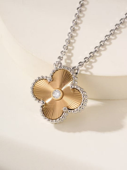 [Mystic]CLOVER Christmas Limited Edition PEDANT NECKLACE GOLD