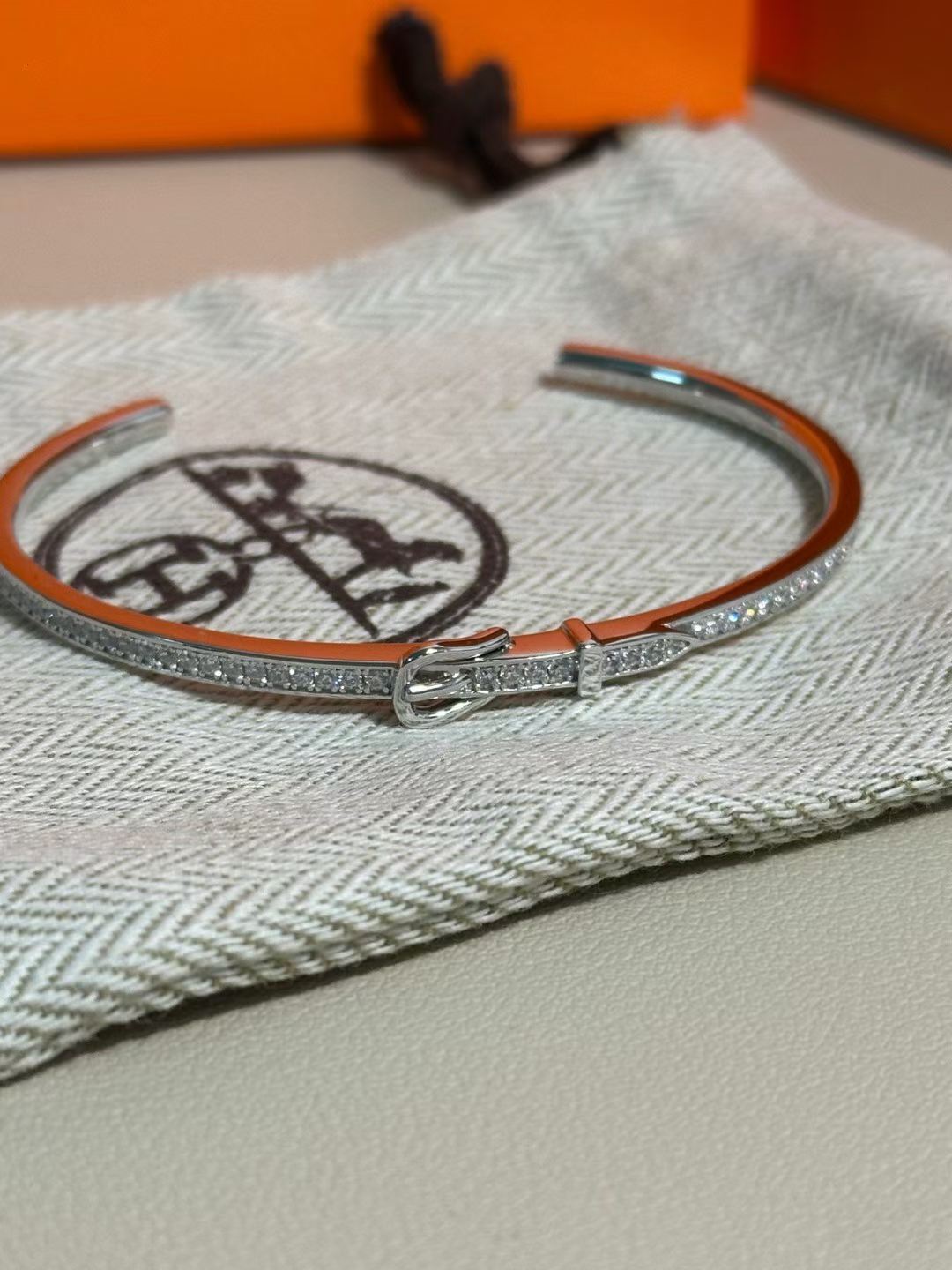 [Mystic]DIAMOND-ENCRUSTED BRACELET THREE COLORS