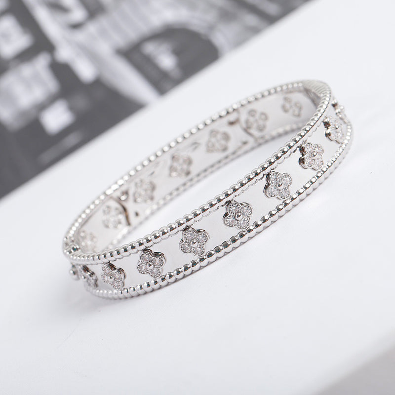 [Mystic]CLOVER BRACELET 8MM DIAMONDS