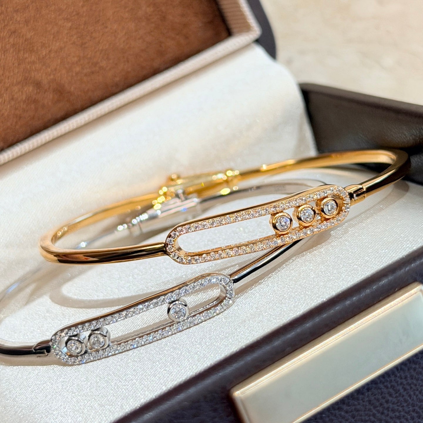 [Mystic JURI]Move Pavé Diamond Bangle Bracelet M