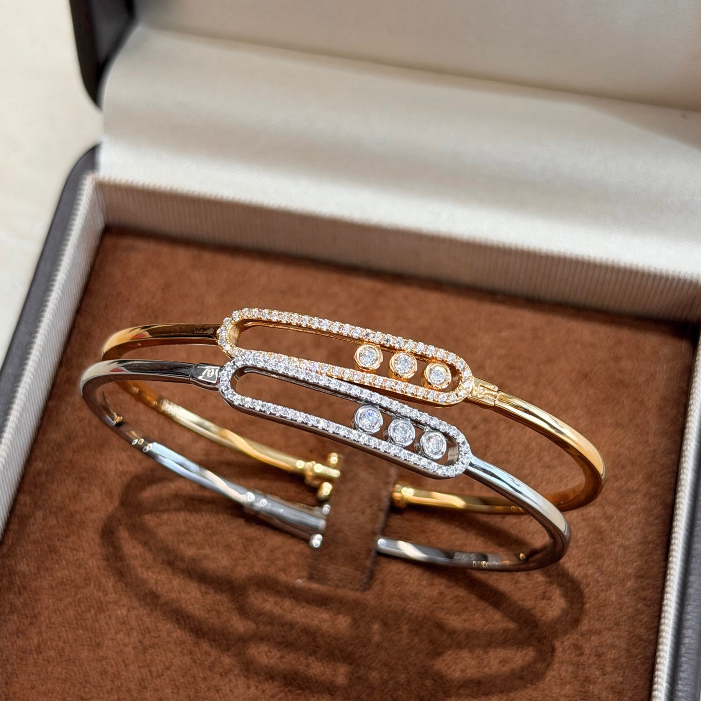 [Mystic JURI]Move Pavé Diamond Bangle Bracelet M