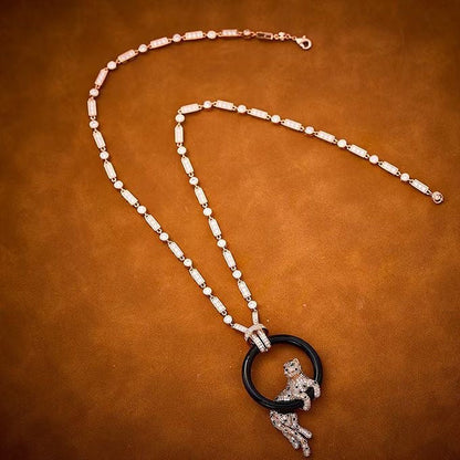 [Mystic]NEW BLACK CIRCLE PANTHER FULL DIAMOND NECKLACE