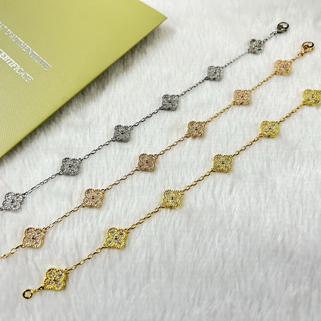 [Mystic-new]CLOVER 6 MOTIF DIAMOND BRACELET