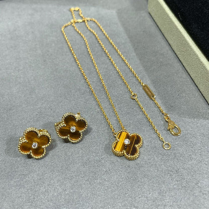 [Mystic]CLOVER 15MM DIAMOND AND YELLOW TIGER'S EYE AGATE necklace