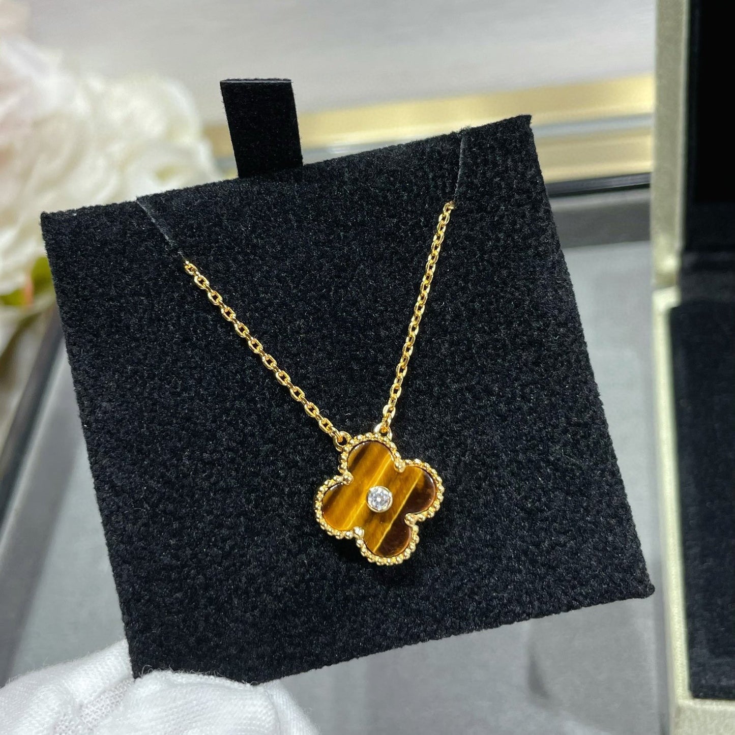 [Mystic]CLOVER 15MM DIAMOND AND YELLOW TIGER'S EYE AGATE necklace