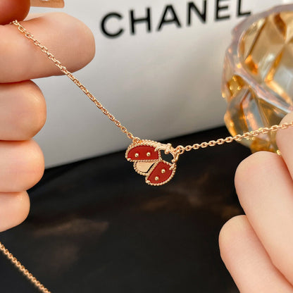 [Mystic]LUCKY  CARNELIANS LADYBUG NECKLACE