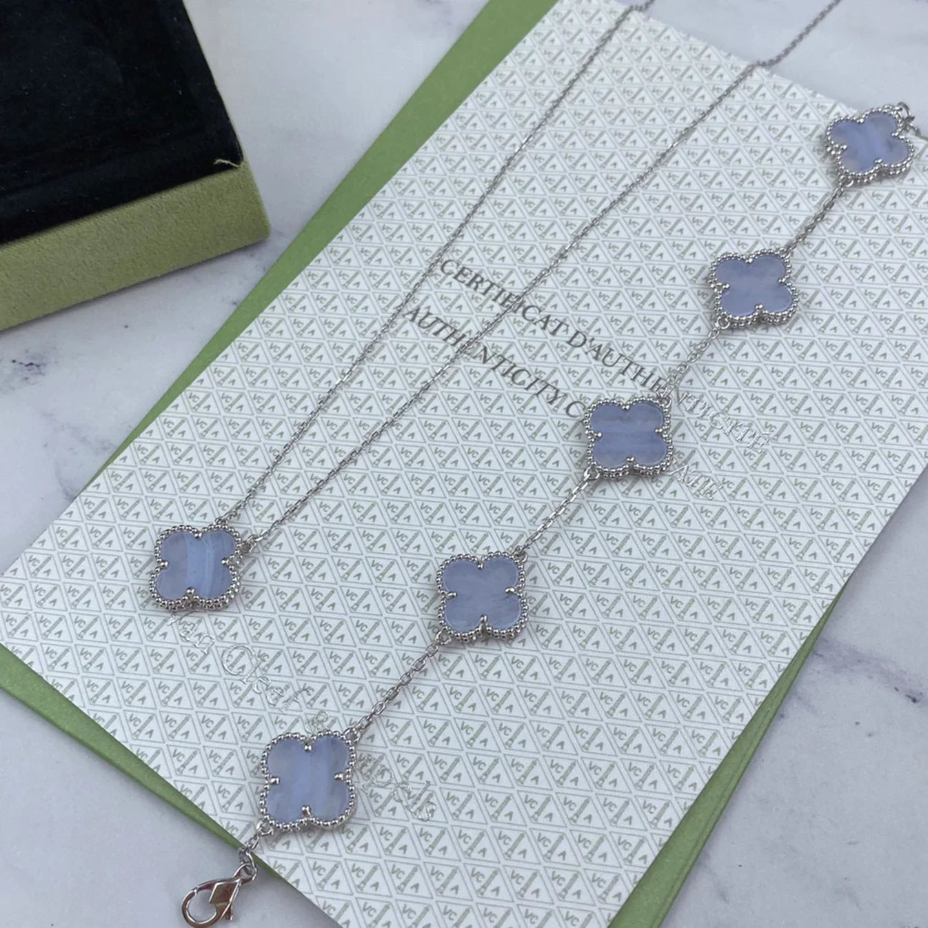 [Mystic-new] CLOVER 5 MOTIF PURPLE CHALCEDONY BRACELET COLLECTION