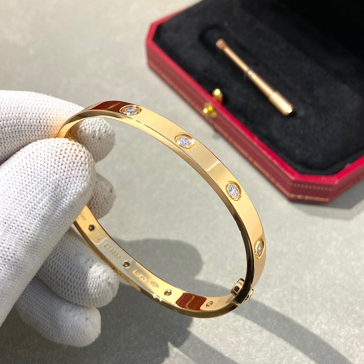 [Mystic]LOVE BRACELET 6.1MM 10 DIAMONDS
