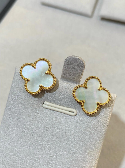 [Mystic] CLOVER LARGE (20mm) 1 MOTIFS WHITE MOP STUD EARRINGS