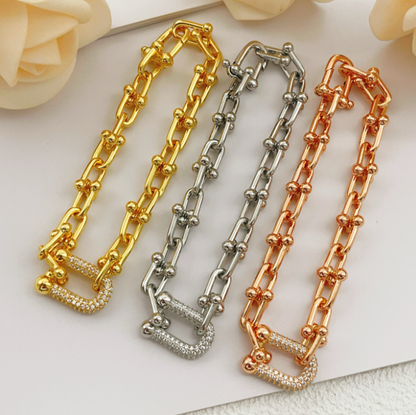 [Mystic]TF HORSESHOE BUCKLE DIAMOND BRACELET