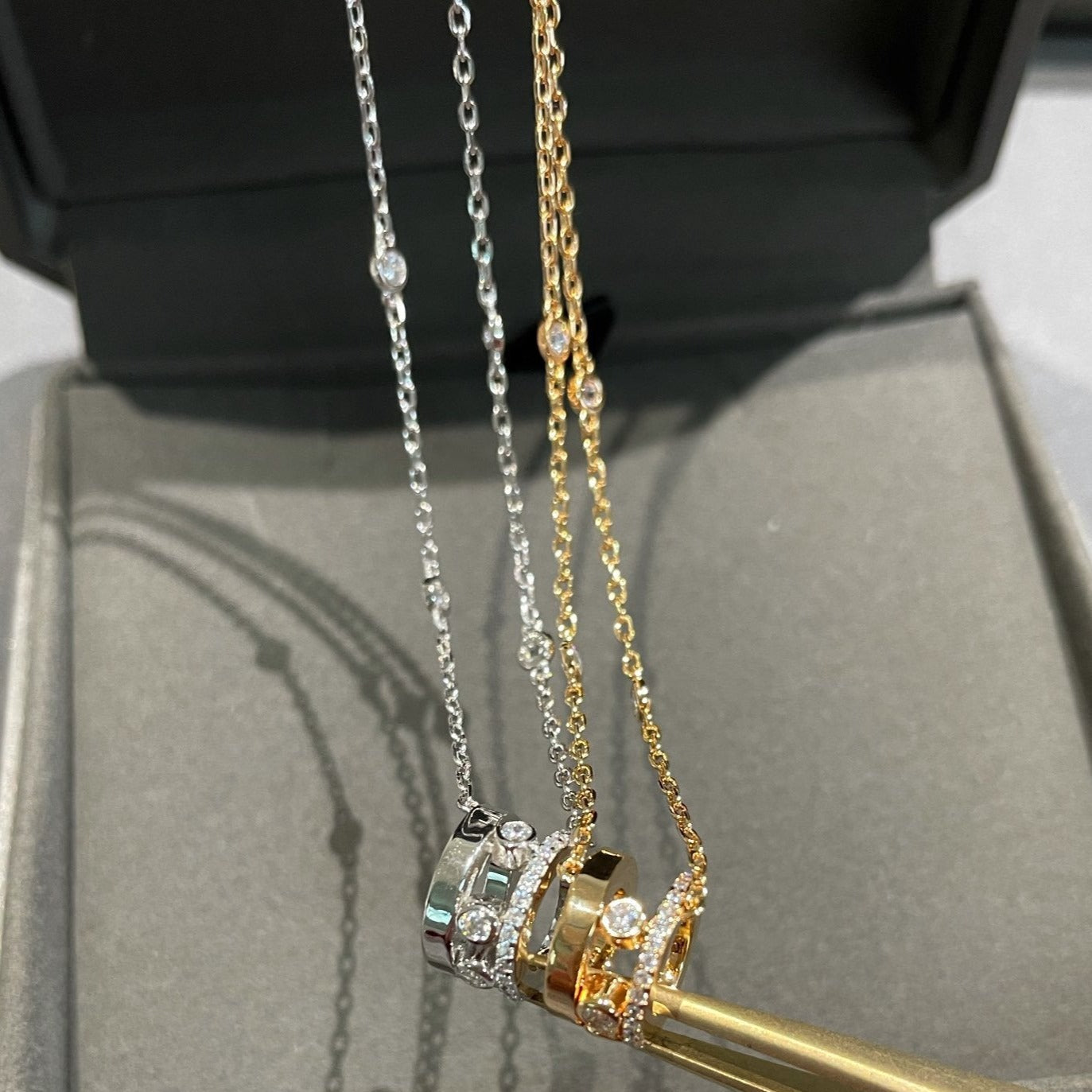 [Mystic JURI]CHAIN MOVE ROMANE PEDAND NECKLACE
