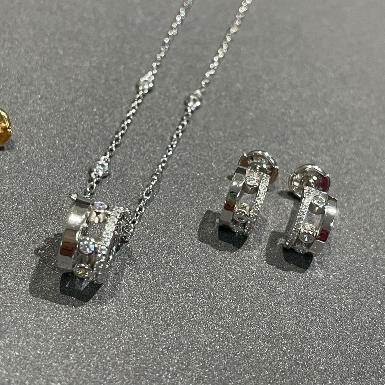 [Mystic JURI]CHAIN MOVE ROMANE PEDAND NECKLACE