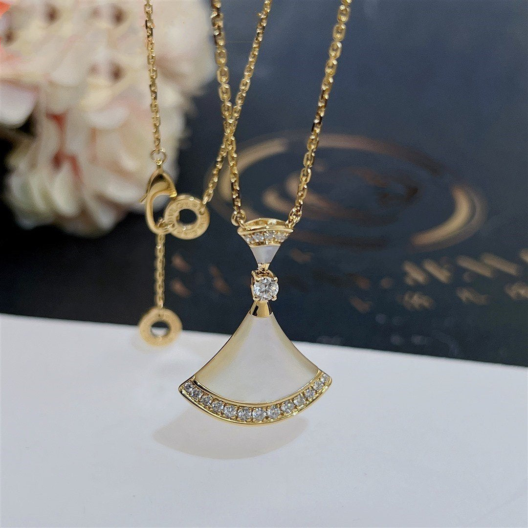 [Mystic]DREAM NECKLACE MOP GOLD DIAMOND