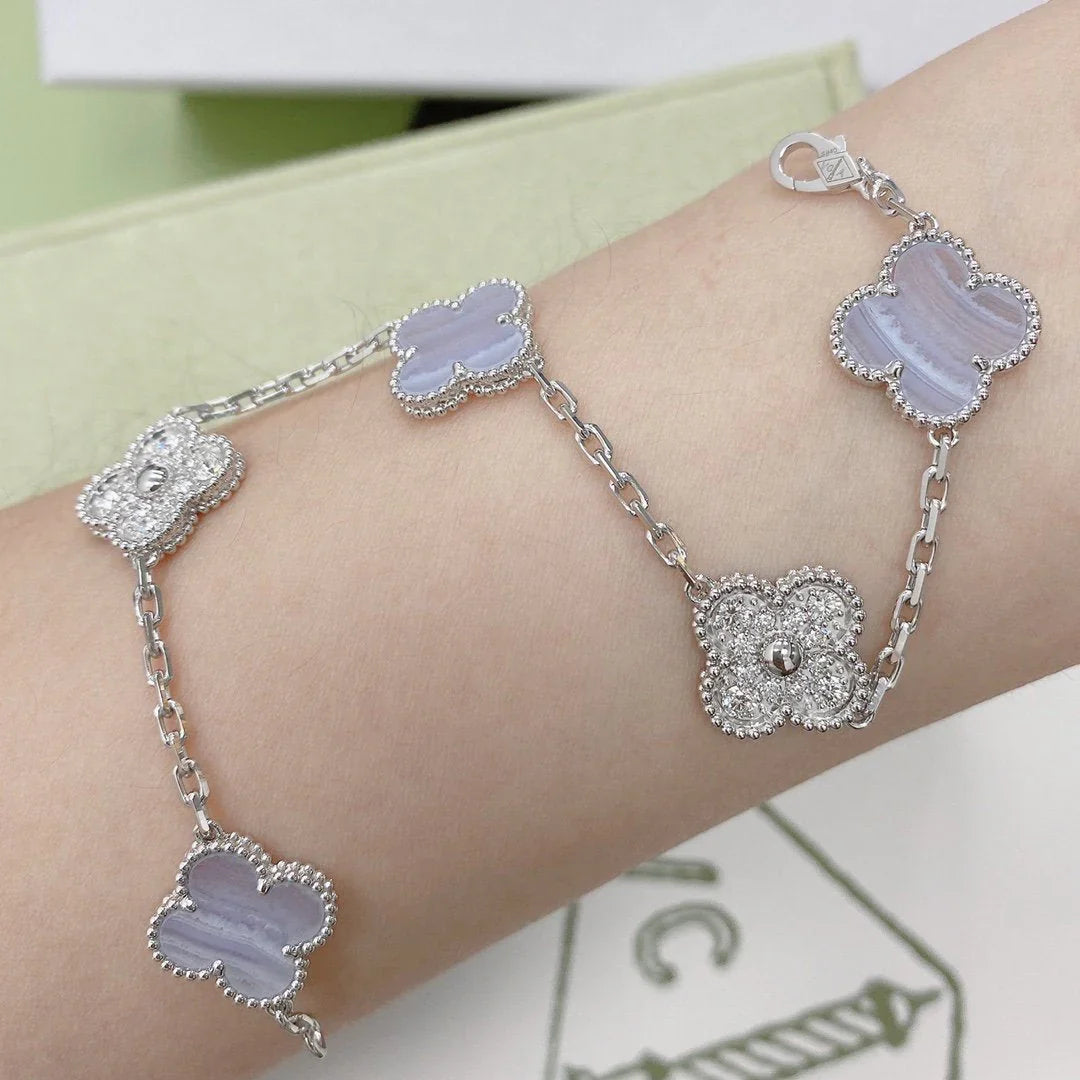 [Mystic-new] CLOVER 5 MOTIF PURPLE CHALCEDONY BRACELET COLLECTION