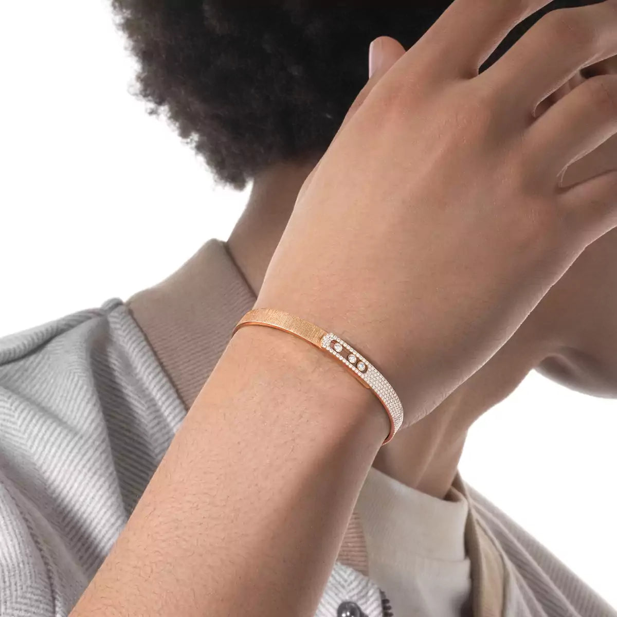 [Mystic JURI]Move Noa Ciselé half pavé bangle