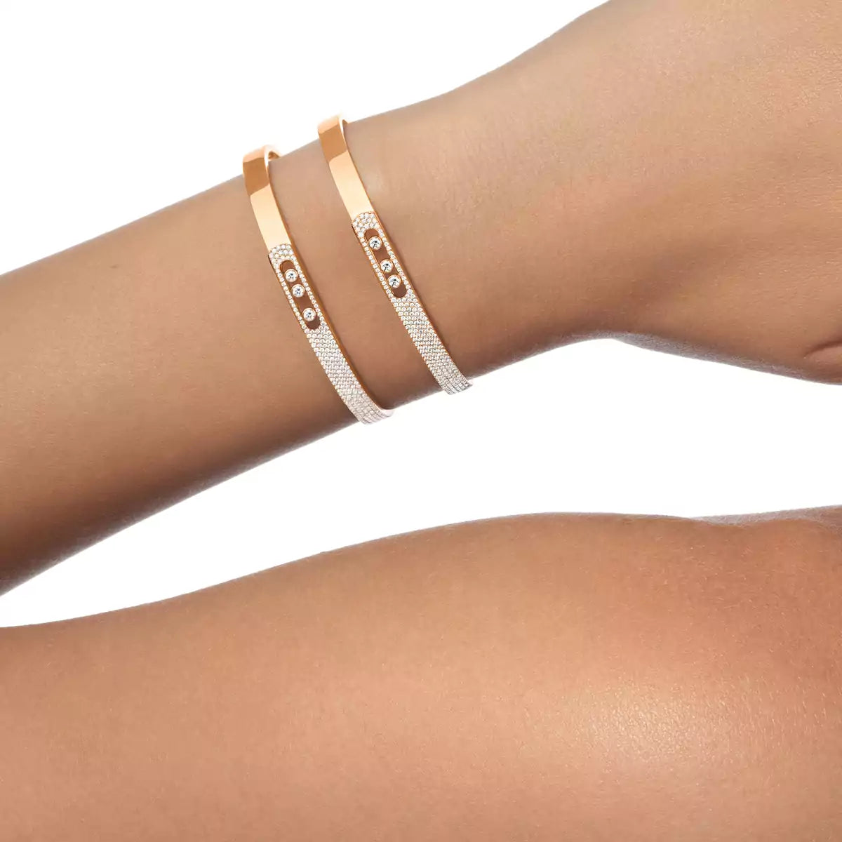 [Mystic JURI]Move Noa Rose Gold Pavé Diamond Bangle Bracelet