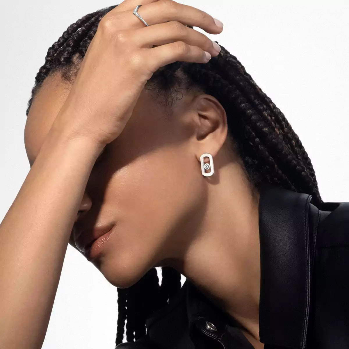 [Mystic JURI]So Move Diamond Earrings in Yellow Gold