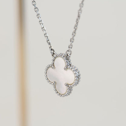 [Mystic]CLOVER  15MM WHITE MOTHER-OF-PEARL SILVER