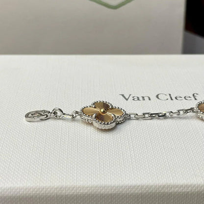 [Mystic-new] CLOVER 5 MOTIF LASER BRACELET COLLECTION